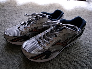 MIZUNOのランニングシューズ