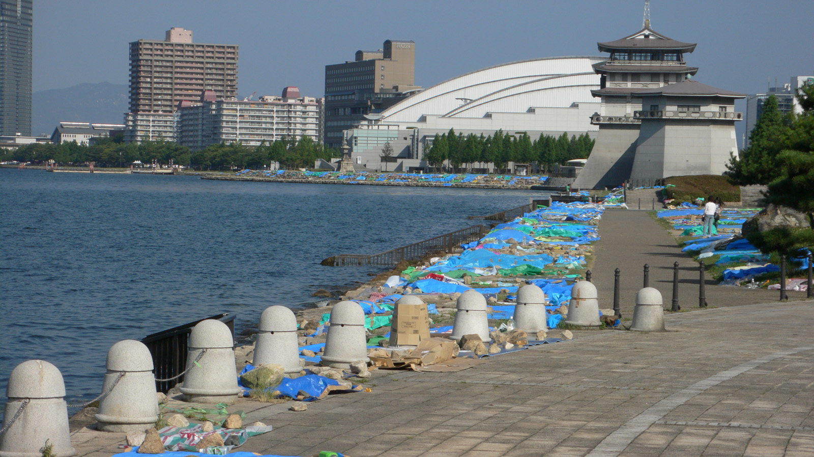 大津花火大会前の琵琶湖