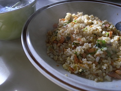 玄米の鮭炒飯