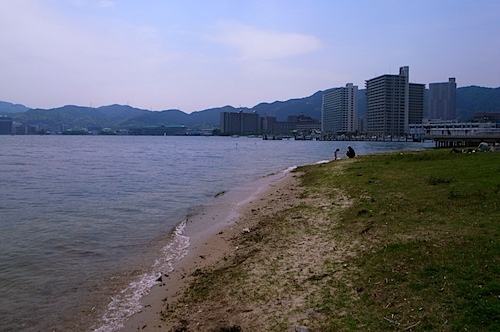 琵琶湖湖畔